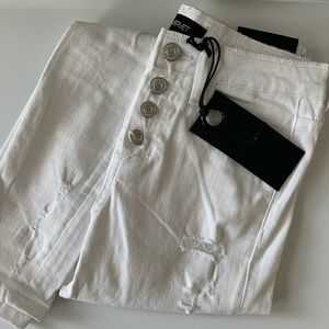 BRAND NEW Vervet Distressed White Skinny Jeans